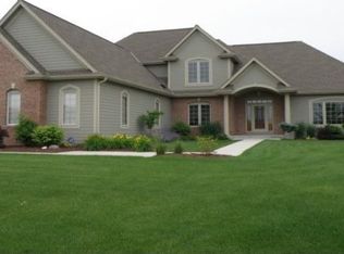 1244 Four Winds Way, Hartland, WI 53029