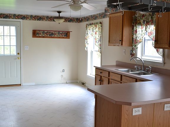 Outside Entrance - Breakfast Area