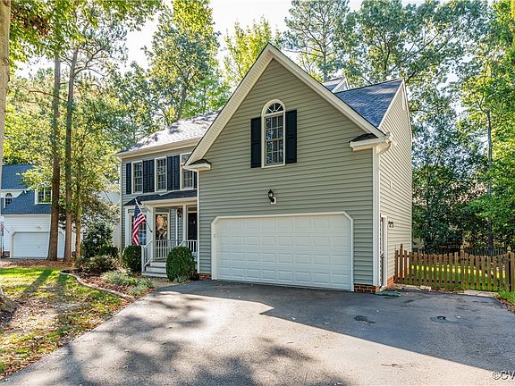 2nd image of 9371 Windsor Shade Dr