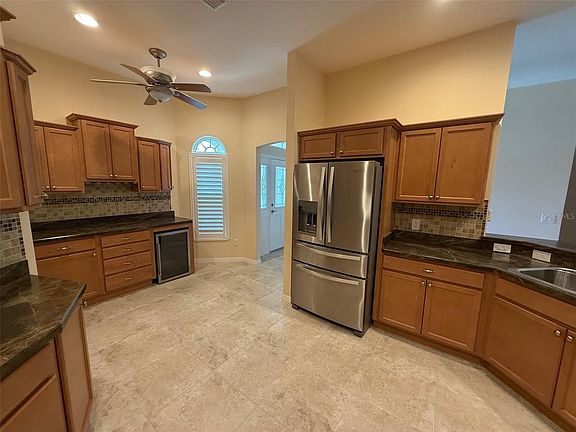 3rd image of 3578 OBRIEN PLACE