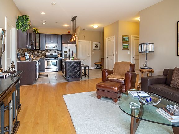 5th image of 8120 W Park Ave Unit 404