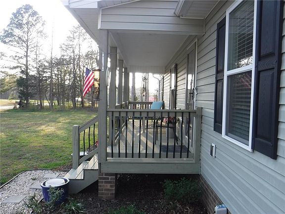 2nd image of 127 Keegan Ln
