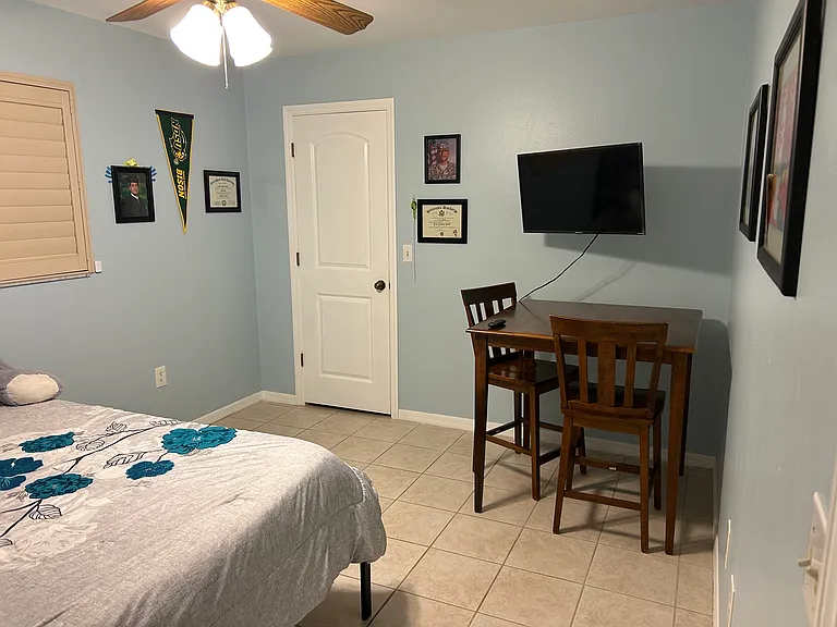 8233 Cypress Lake Dr — Photo 18