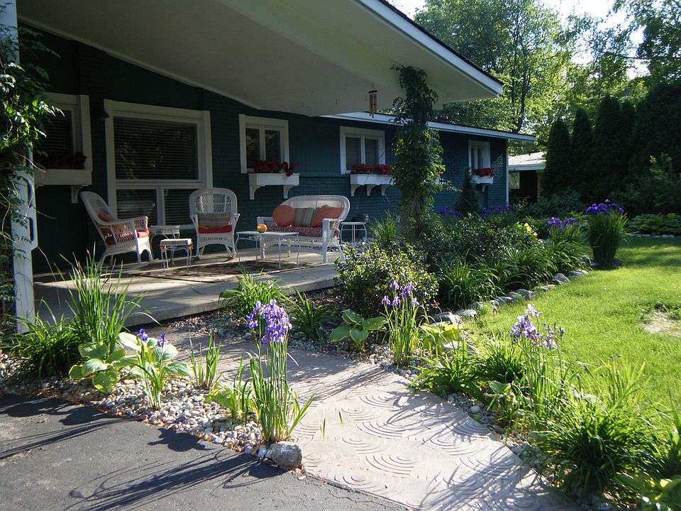 1st image of 4115 Meadow Way