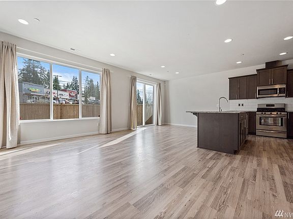 4th image of 13027 50th Ave SE #A