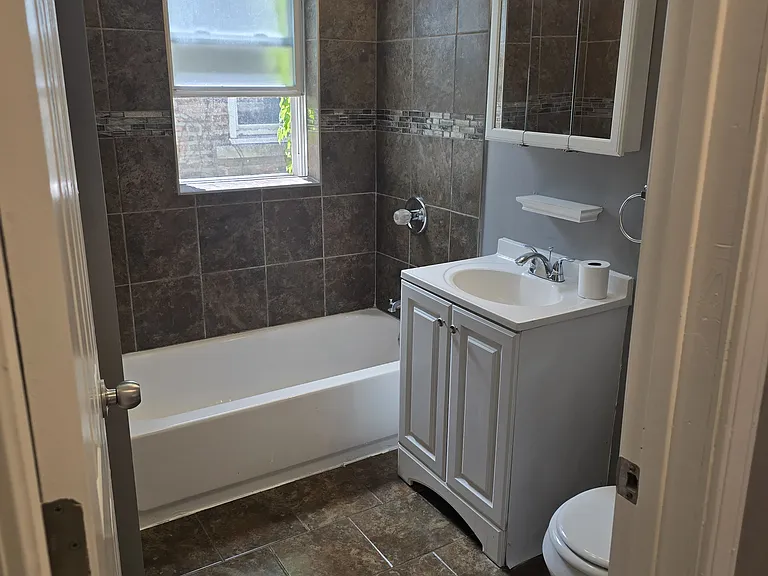 6140 S Rockwell St #2 — Photo 4
