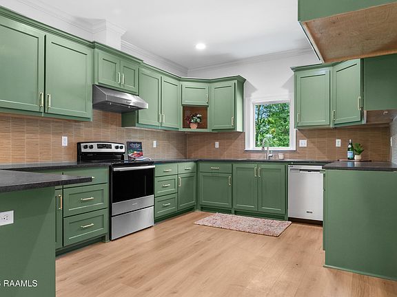 3rd image of 1017 Timber Trails Rd