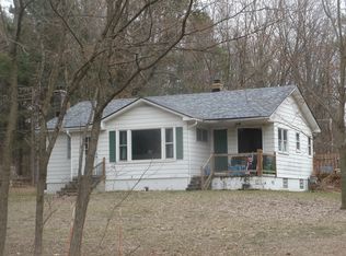 14096 Pine Lake Ave, Cedar Springs, MI 49319
