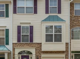 13408 Burrough Farm Dr, Herndon, VA 20171