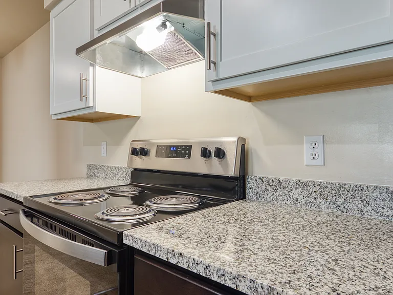 Summer Station Apartments Where Comfort Meets Coastal Living — Photo 94