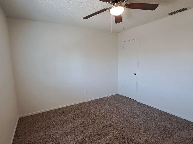 4845 E. Lane Ave. — Photo 13