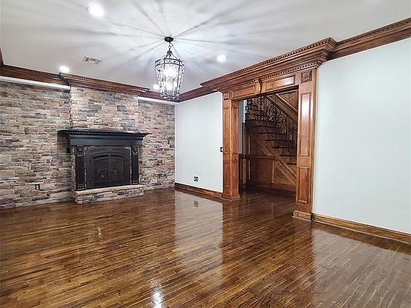 5th image of 526 Moonachie Ave