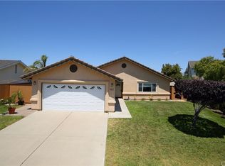 957 E Moonlite Dr, Santa Maria, CA 93455