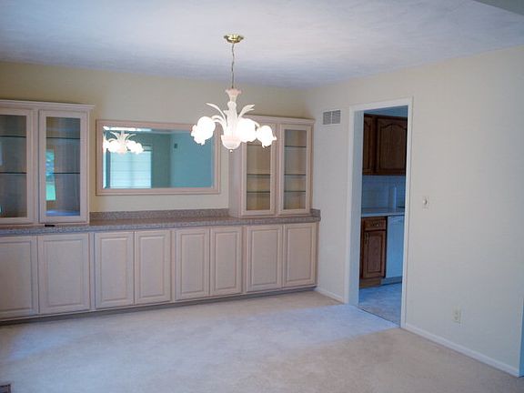 4th image of 1991 Tulipwood Dr