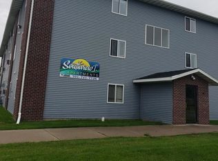 2149 30th Ave S #7481048, Grand Forks, ND 58201