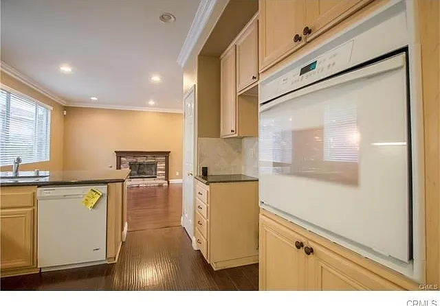7433 Rutledge Ct — Photo 6