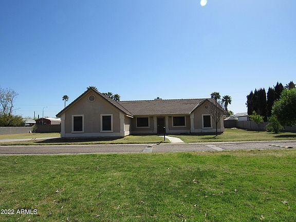 5th image of 1513 S 108th Way
