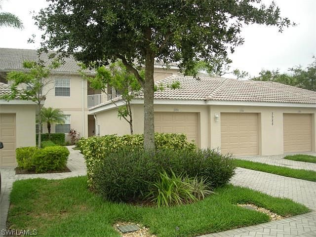 1st image of 3969 Bishopwood Ct E Unit 104