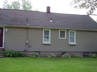 7901 Case Dr, Lambertville, MI 48144