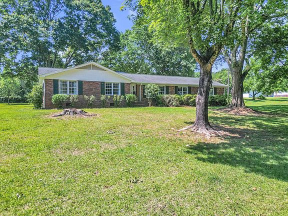 2nd image of 241 Rector Rd