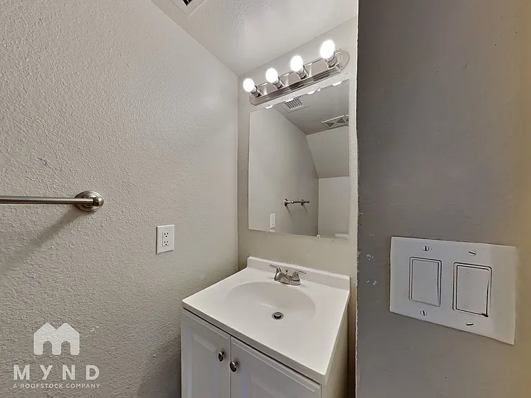 2132 W Glenrosa Ave #78B — Photo 12