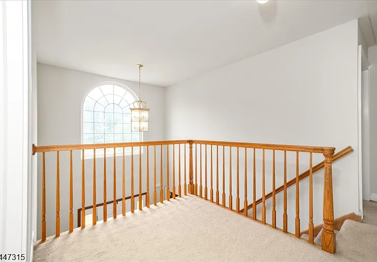 9 Carriage Ln — Photo 37