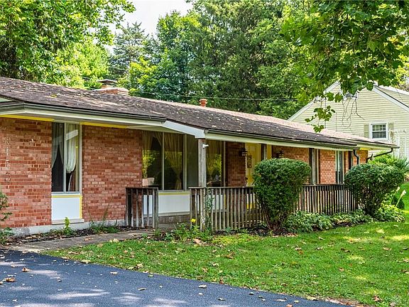 4th image of 4150 Beechwood Dr