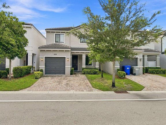 3rd image of 269 NW 36th Avenue
