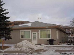 109 E Brooks St, Rawlins, WY 82301