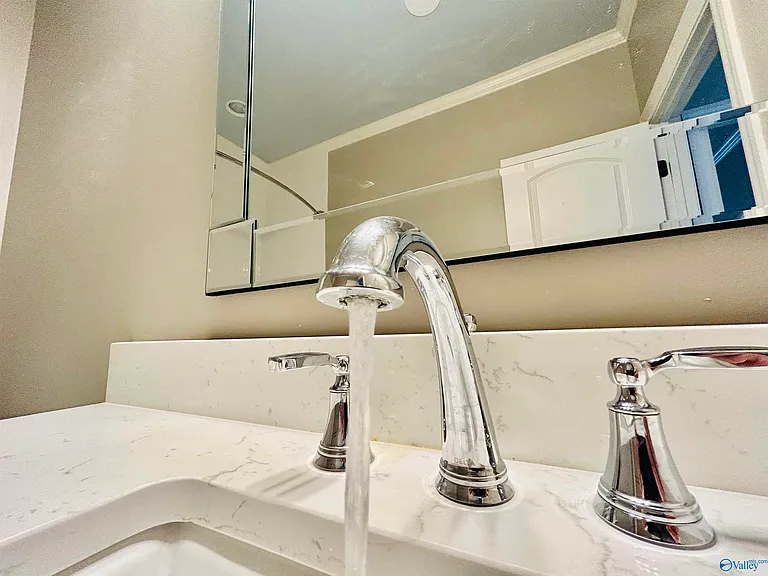 1501 Blackhall Ln SE — Photo 13