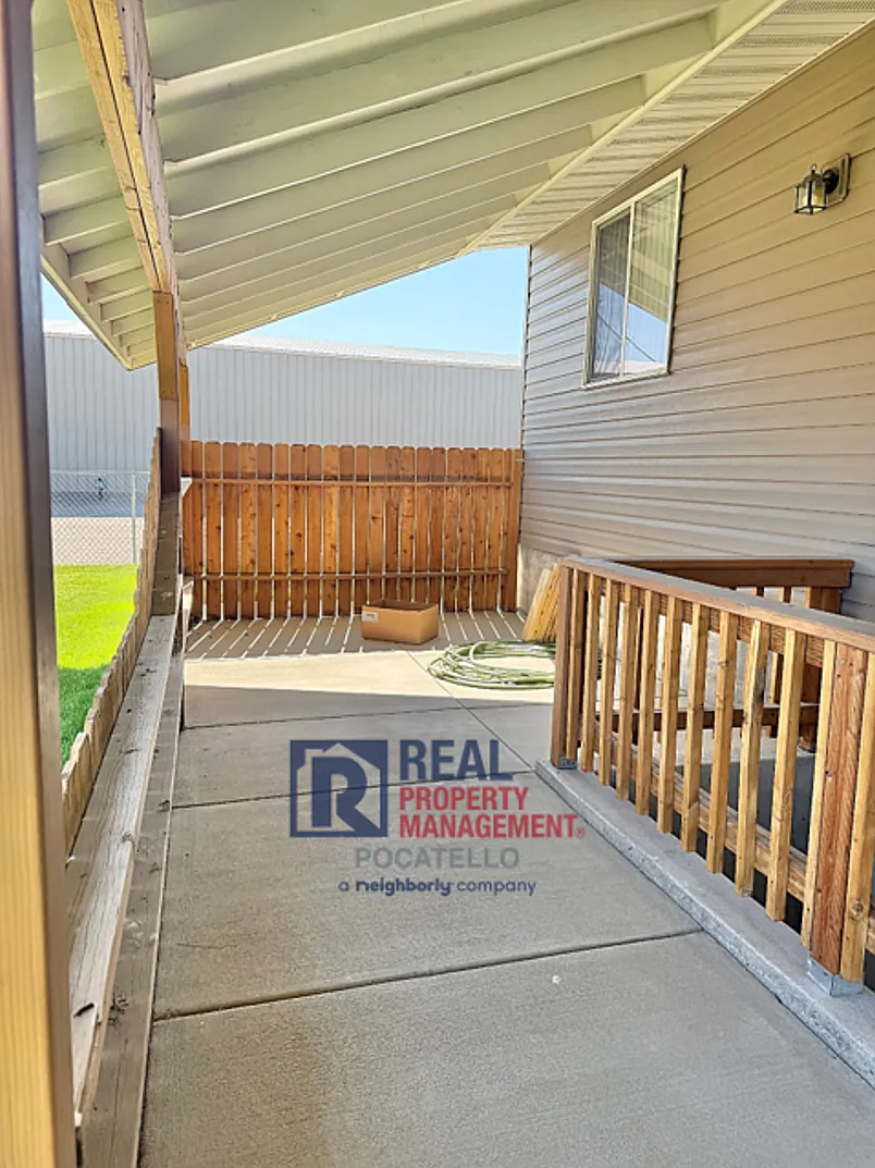 13355 Dekay Rd — Photo 3