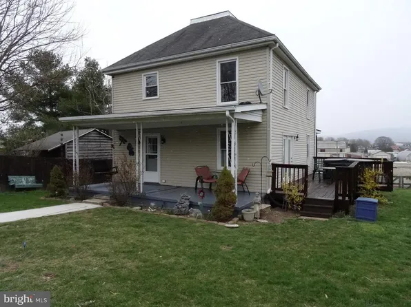610 Ringgold St, Waynesboro, PA 17268