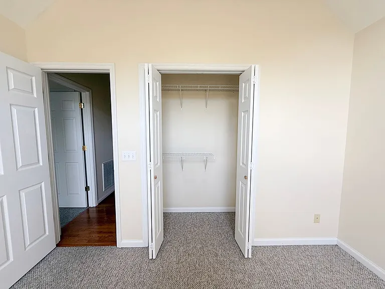 4565 Twin Creeks Dr — Photo 17