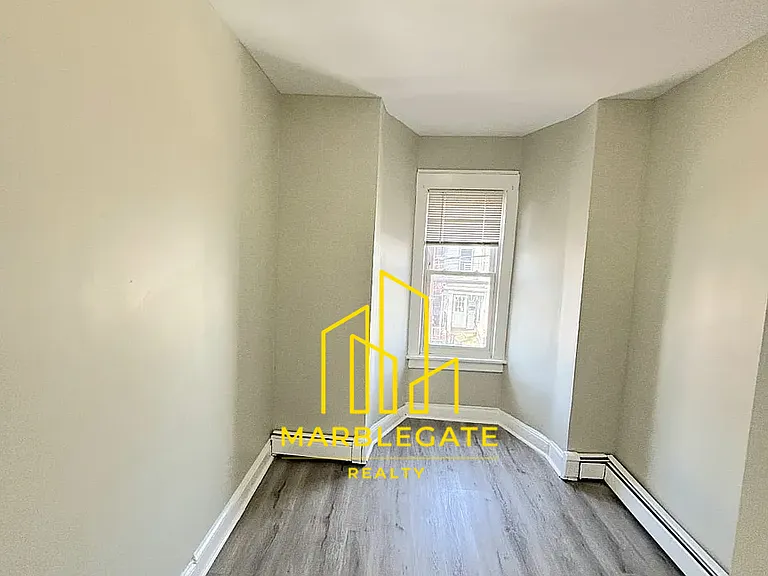 123 Parker St #22 — Photo 4