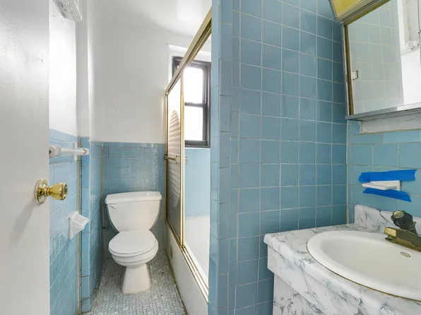 345 Montgomery Street image 14 of 16