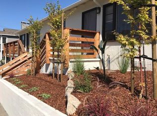 305 Lobos Ave, Pacific Grove, CA 93950