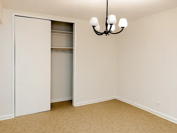 133-27 Sanford Avenue image 3 of 12