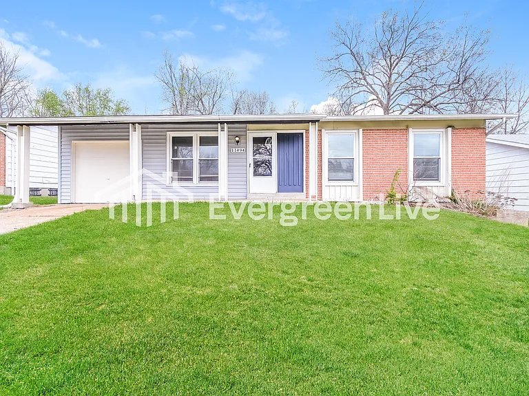 11494 Altozano Ln — Photo 1