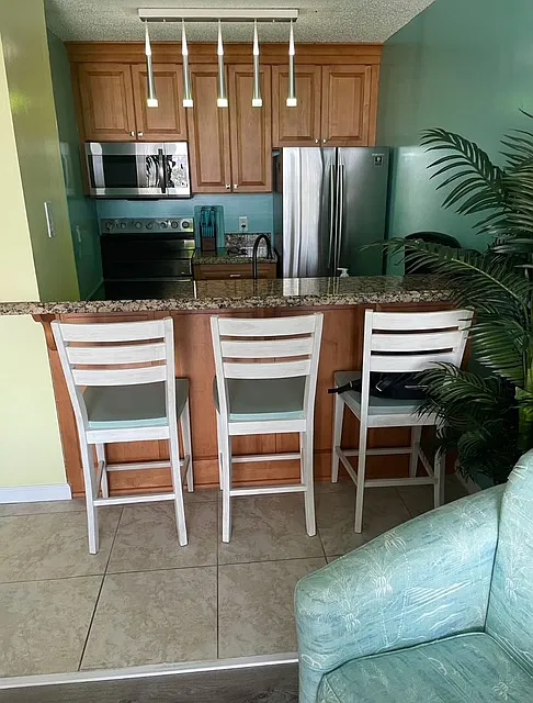 2 bed, $3,200 — Photo 3
