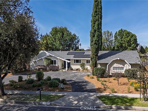 2nd image of 10953 Darby Ave