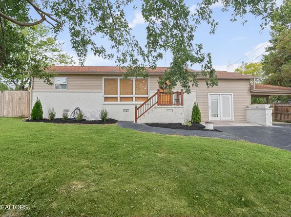 711 Cooper St, Rockwood, TN 37854