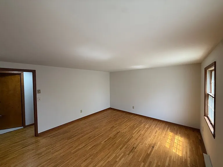 152 McCarty Ave — Photo 17