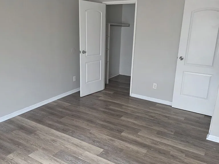 2838 Harrison Ave #4 — Photo 7