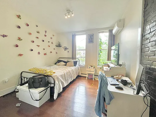 Rented by Doorway NYC, LLC | media 12