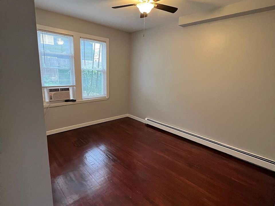 1st image of 12 Pershing Pl #1