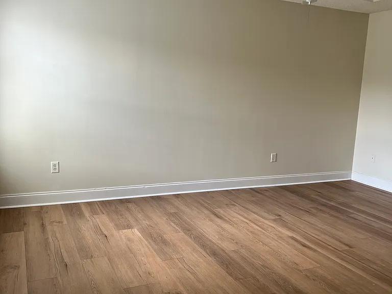 118 Pinehurst Ct — Photo 5