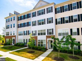 16886 Porters Inn Dr, Dumfries, VA 22026