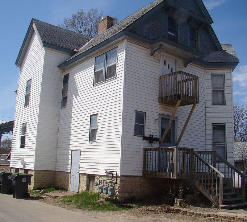 2nd image of 412 11th St S