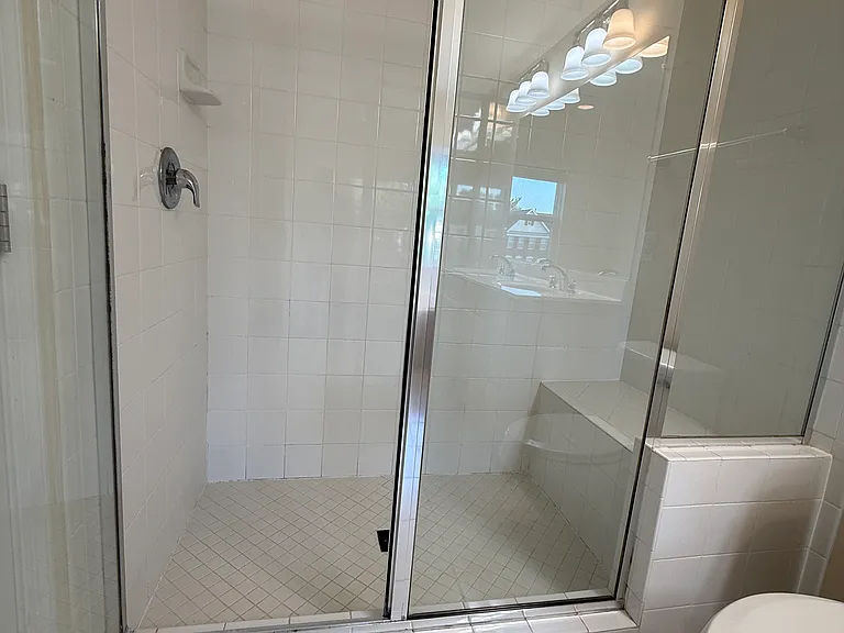 6257 Casdin Dr — Photo 28