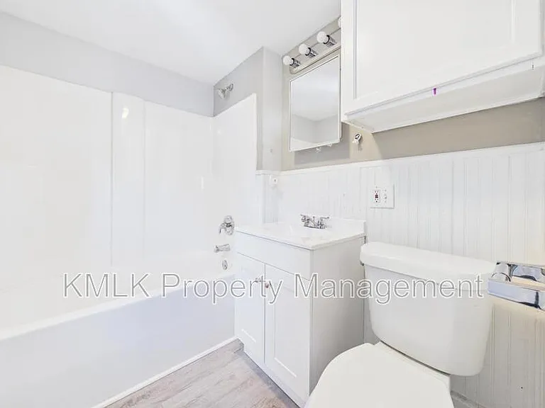 701 Kling St — Photo 19